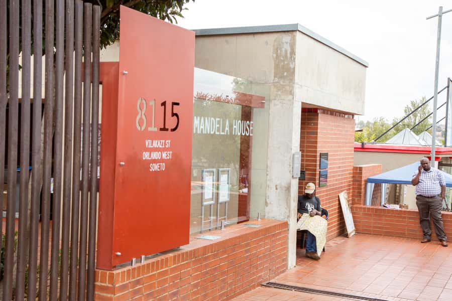 Johannesburg and Soweto Apartheid Full Day Tour w/Lunch - Seeing Johannesburg through its towers and bridges
