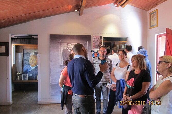 Johannesburg and Soweto Private Guided Tour with Shebeen Lunch. - Mandela House and the Hector Pieterson Memorial