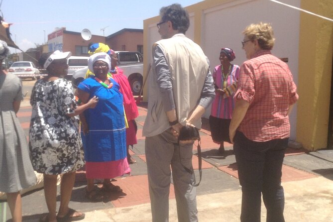 Johannesburg and Soweto Tour in French - Two hours at the Apartheid Museum