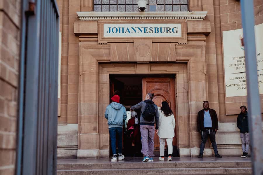 Johannesburg: City Centre Walking Tour - Nelson Mandela Bridge and the route to Braamfontein
