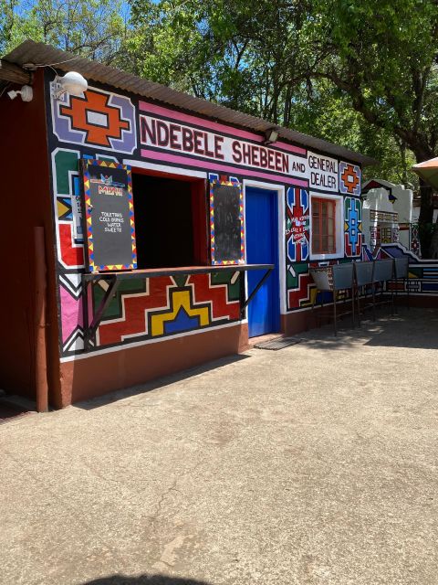Johannesburg: Full-Day Tour with Soweto and Apartheid Museum - Soweto Adds Daily Life to the Story