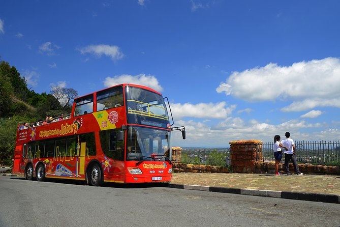 Johannesburg Hop-On Hop-Off City Tour with Soweto Option - Start in Rosebank, where the city tour is easiest