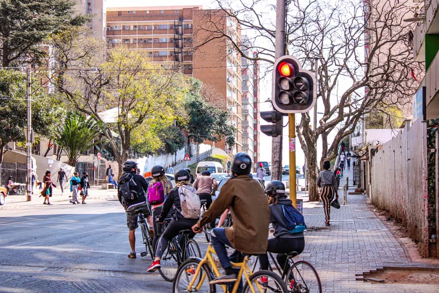 Johannesburg: Inner City Guided Cycling Tour - Jewel City and Jeppestown on the changing route