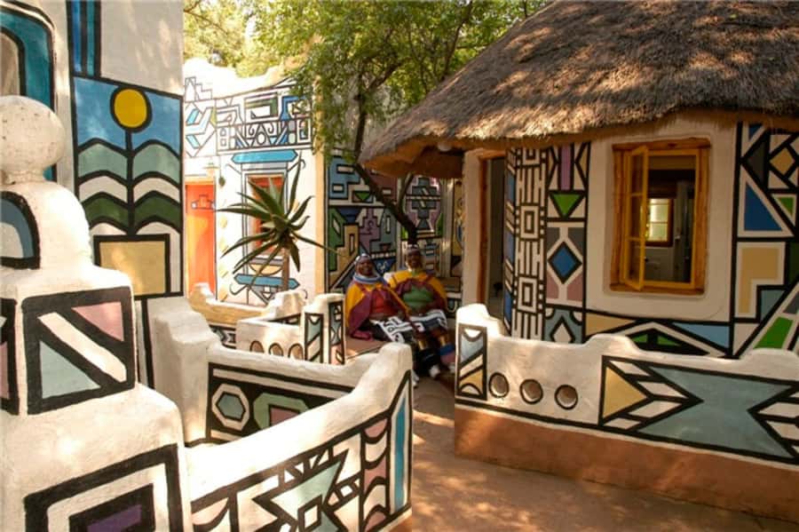 Johannesburg: Lesedi Cultural Village Experience - Five villages, five cultural introductions