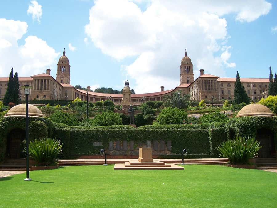 Johannesburg: Pretoria and Cullinan Diamond Mine Tour - Key points before you book