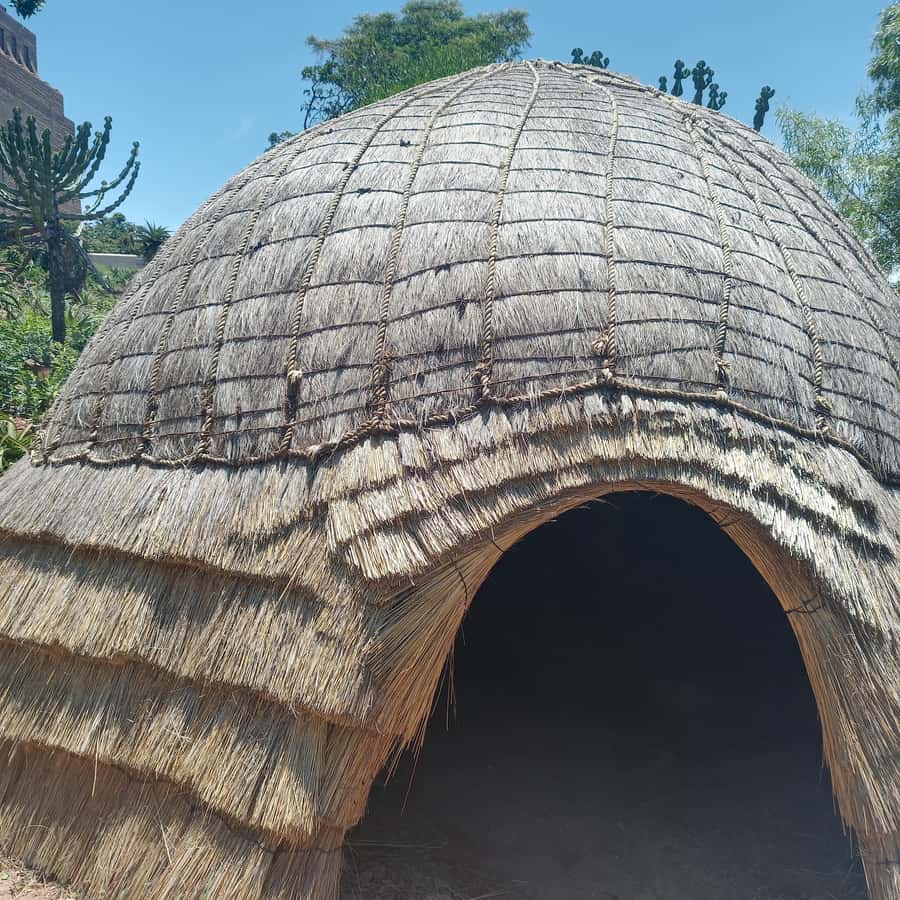 Johannesburg: Pretoria, Apartheid & Soweto Small-Group Tour - Who should book this tour?