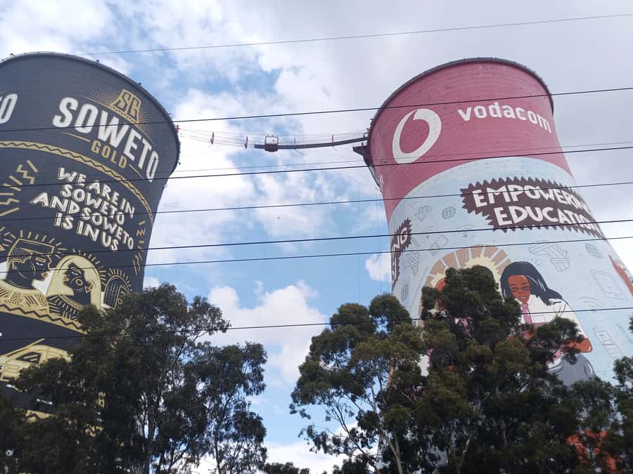 Johannesburg: Pretoria, Apartheid & Soweto Small-Group Tour - Why this full-day route works