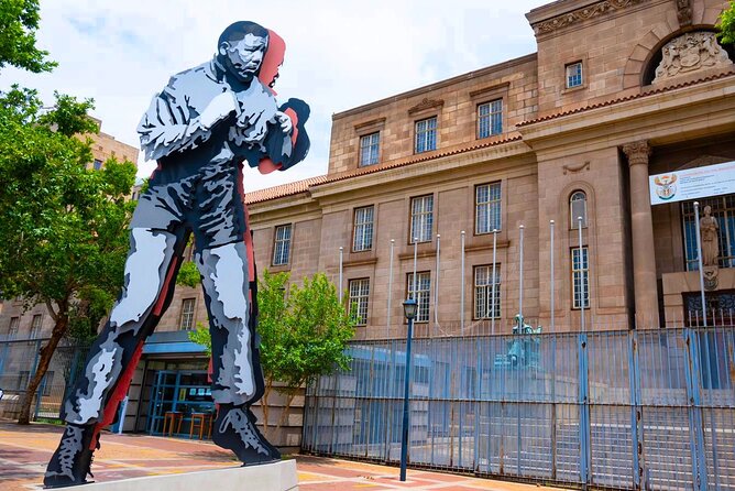 Johannesburg,Soweto & Apartheid museum tour - Starting with the Apartheid Museum