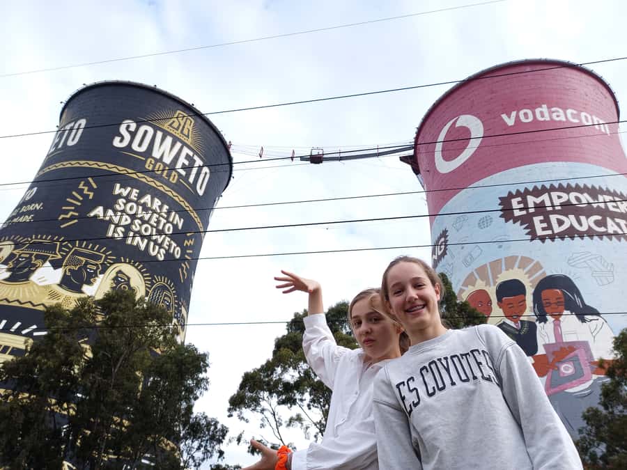 Johannesburg: Soweto History Tour with Hotel Pickup - The morning begins with Johannesburg and FNB Stadium