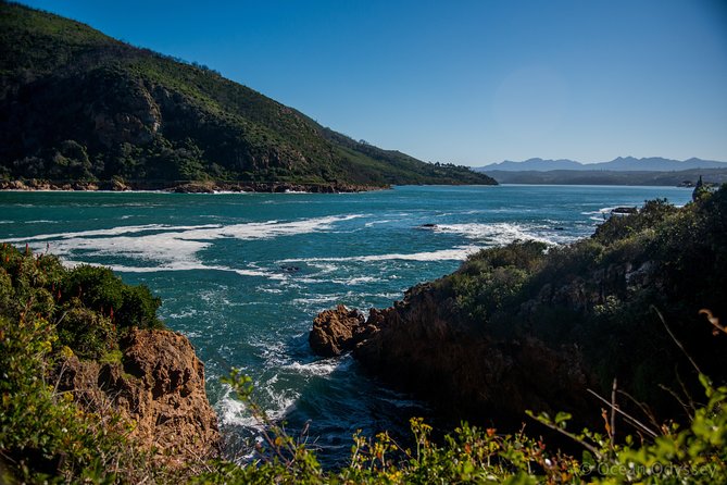 Knysna Heads & Lagoon Adventure Tour - Approaching the Sandstone Cliffs of Knysna Heads
