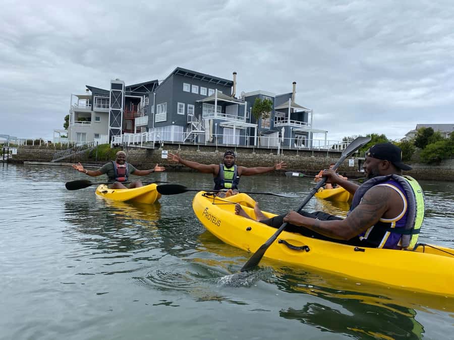Knysna Kayak Hire - What the Freedom Adds to the Experience
