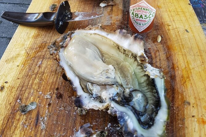 Knysna Oyster Tour - Approaching the Knysna Heads by boat