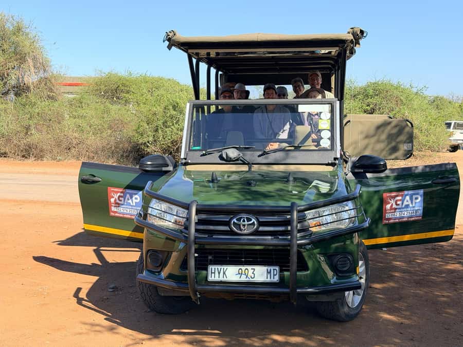 Kruger National Park Full-Day Safari - Early pickup and the road into the park