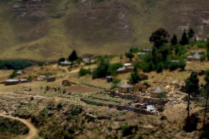 Lesotho Overnight from Underberg - Adventurer Series - Starting in Himeville and climbing Sani Pass