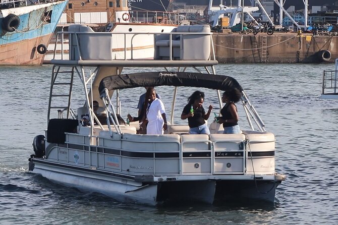Luxury Harbour Ocean Boat Cruise - What you see around Durban Harbour