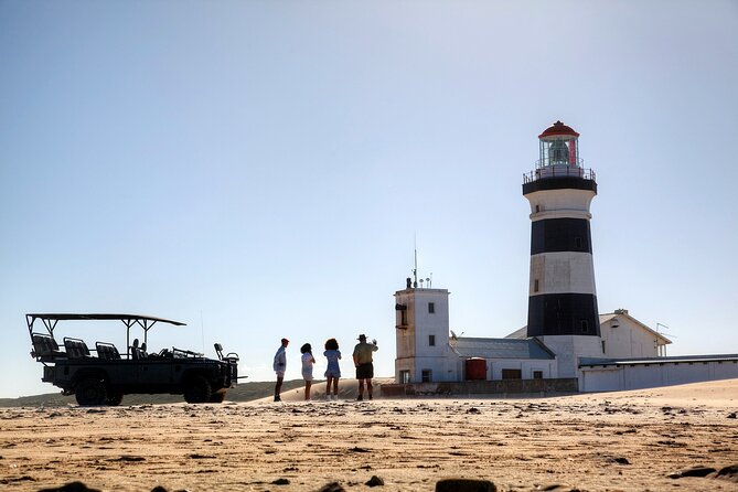 Marine Eco Safari - The game viewer drive along Cape Recife