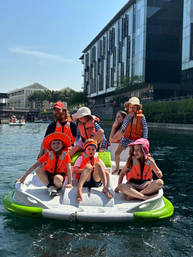 Pedal Boat Ride V&A Waterfront - Cape Town - Looking for fish, starfish, and abalone