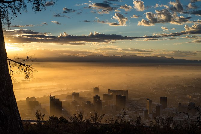 Peninsula Photography Tour - 6:00 am at Signal Hill for first light