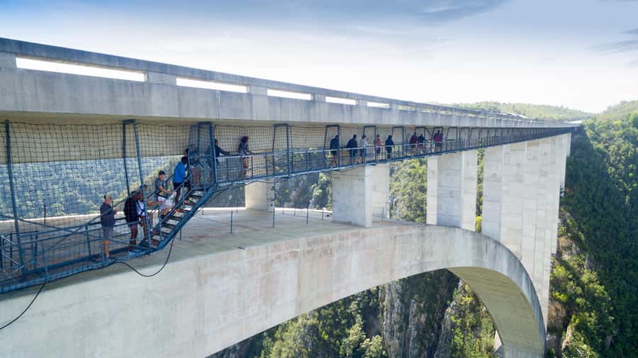 PLETTENBERG BAY: Bloukrans Bridge Skywalk Tour and HangOut - Safety is part of the experience, not an afterthought