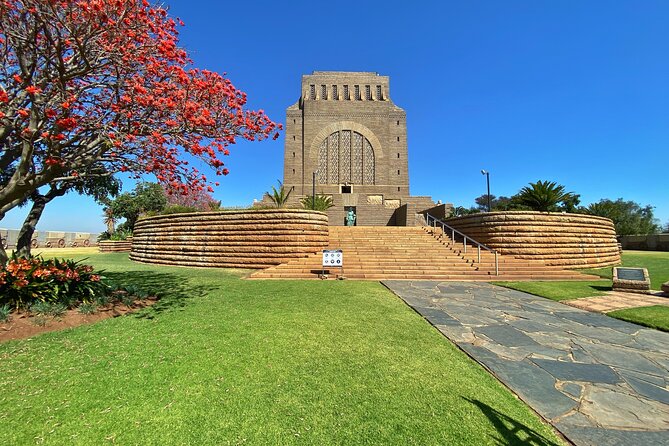 Pretoria City and Diamond Mine Tour - Group size, comfort, and pace