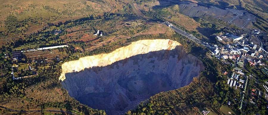 Pretoria: Cullinan Surface Diamond Mine Walking Tour - Key Points Before You Book