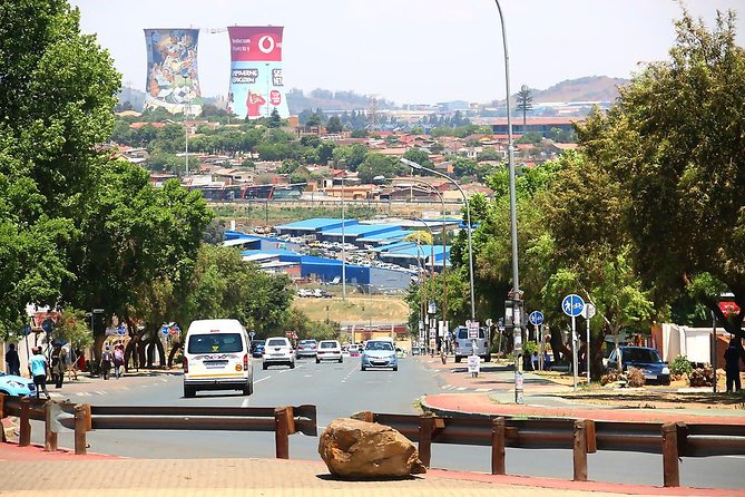 Pretoria, Soweto and Apartheid Museum Guided Day Tour from Johannesburg - Who should book this experience?