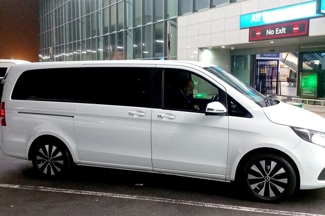 Private Cape Town International Airport Transfer - Who will benefit most from this airport transfer?