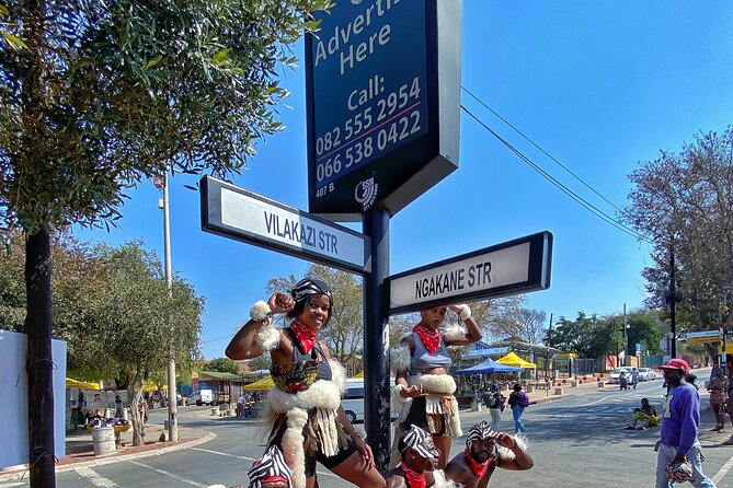 Private Full Day Soweto and Johannesburg Tour from Johannesburg or Pretoria - Carlton Centre and the Top of Africa view