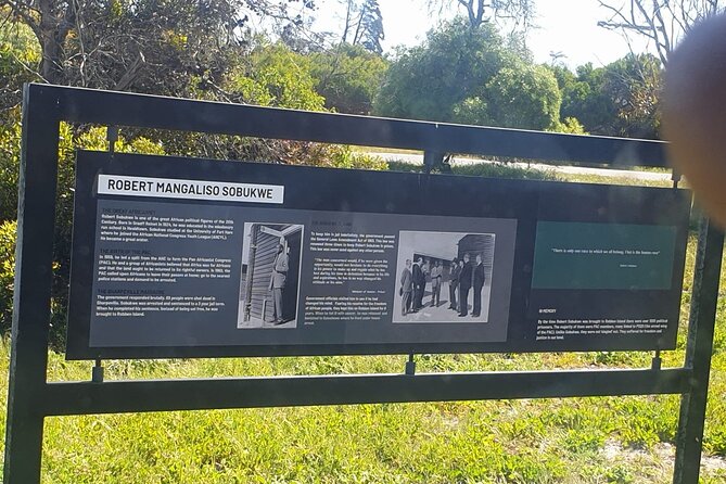 Private Full-Day Tour to Robben Island and Table Mountain - The 8:00 a.m. pickup and Victoria & Alfred Waterfront start