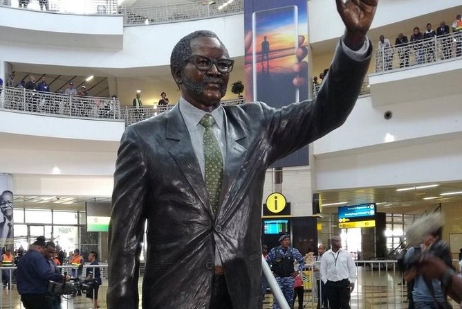 Private Minivan Shuttle: Johannesburg International Airport (JNB) - Comfort extras for families and connected arrivals