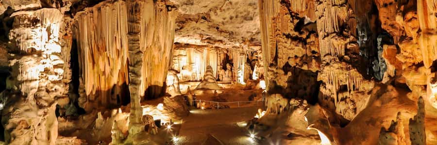 Private Oudtshoorn Full Day Tour - Is $227 per person a fair price?