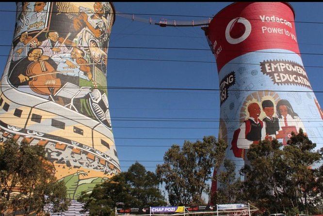 Private Soweto Tour 5 hours approximately from Johannesburg or Pretoria. - Vilakazi Street and two famous homes