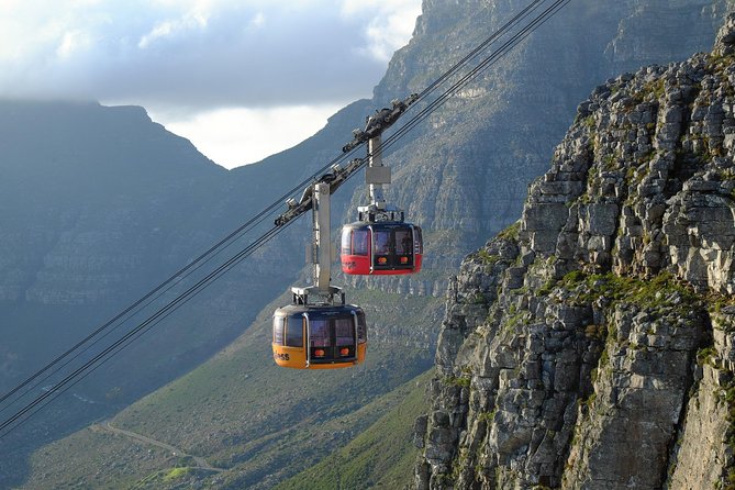 Private Table Mountain, Kirstenbosch and Constantia Wine Tasting. - A quick photo stop in Bo-Kaap
