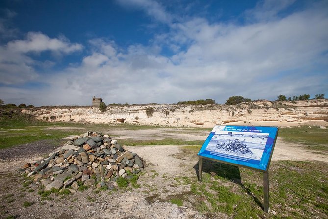 Robben Island & City stops.We confirm tickets by 8h00 am next day - Lunch, water, and what is covered