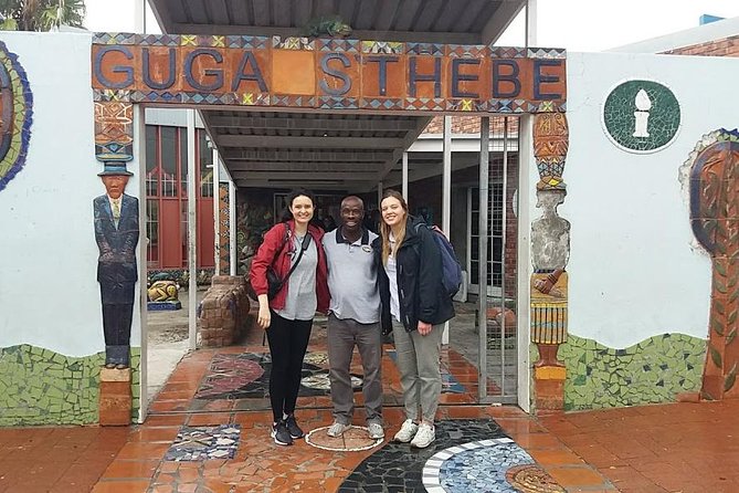 Robben Island Nelson Mandela's Prison Museum + Township Tour incl Ferry Tickets - Walking through Langa Township