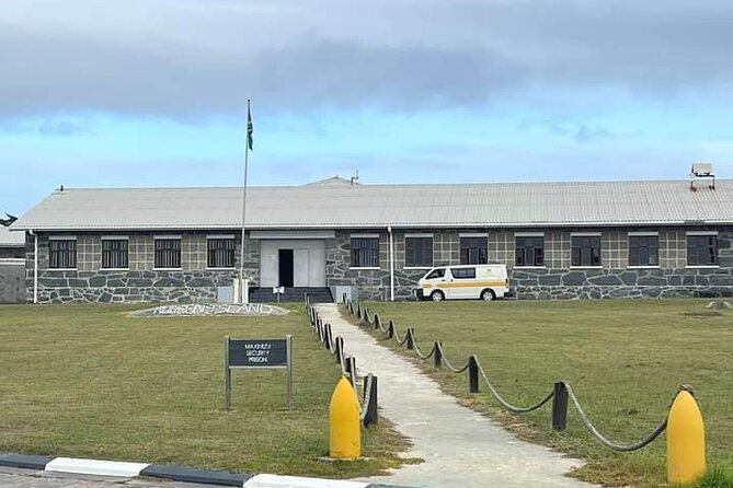 Robben Island, Table Mountain and kirstenbosch from Cape Town - Why this Cape Town combination works