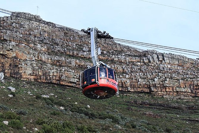 Robben Island Tour & Table Mountain guided Tour - Crossing to Robben Island from the V&A Waterfront