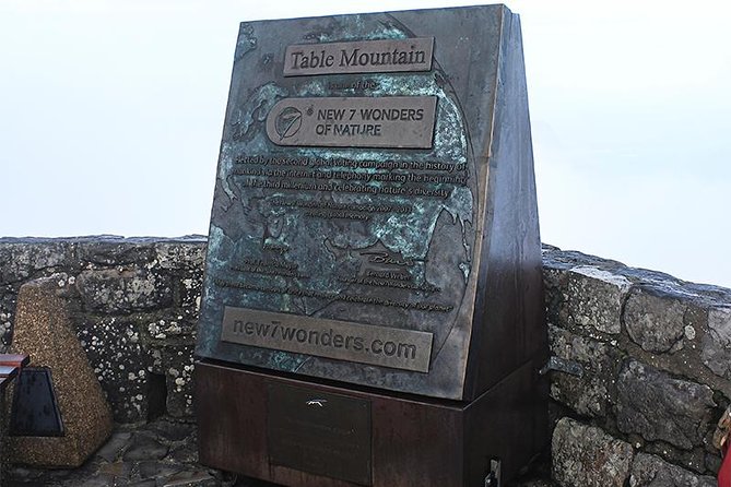 Robben Island Tour & Table Mountain guided Tour - How the guide affects the day