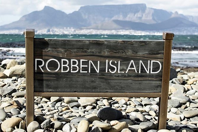 Robben Island Tour & Table Mountain guided Tour - The timing problem, and how to protect your day