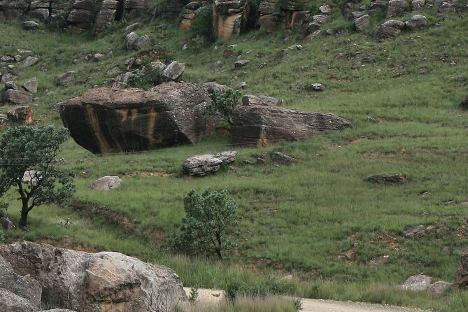 Sani Pass: Day Tour from Durban - The return through the steep bends