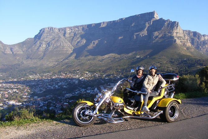Signal Hill Romantic Sunset Tour in Cape Town - Who should choose this experience?