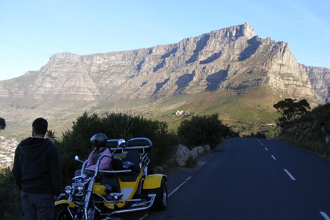 Signal Hill Romantic Sunset Tour in Cape Town - Meeting near the Waterfront and setting off