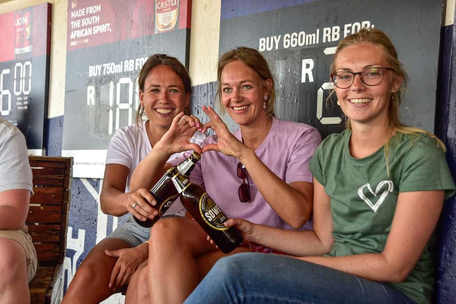 Soweto Food & Beer Bike Tour - Vilakazi Street: history with breakfast and beer