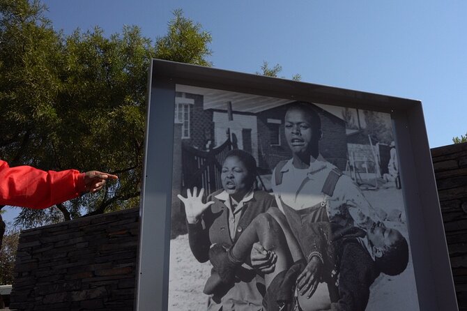 Soweto Township Tour - Orlando Towers in five minutes