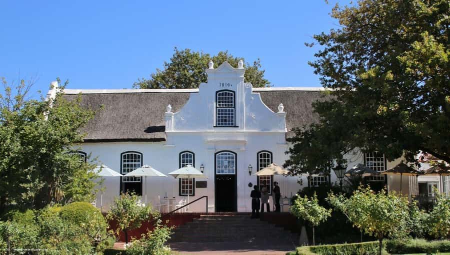 Stellenbosch: All-inclusive Private Wine Tour & Tastings - Food pairings make the tastings more satisfying