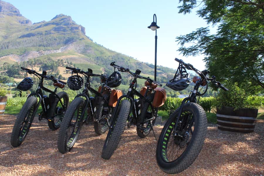 Stellenbosch: Countryside Banhoek valley E-Bike Wine Tour - Why Banhoek works so well by bicycle