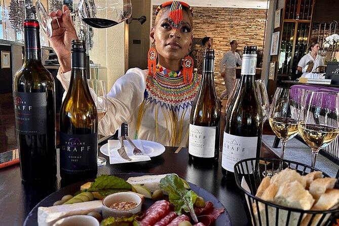Stellenbosch & Franschhoek 20 Wine Tasting + Lunch Shared Tour - The morning drive from Cape Town