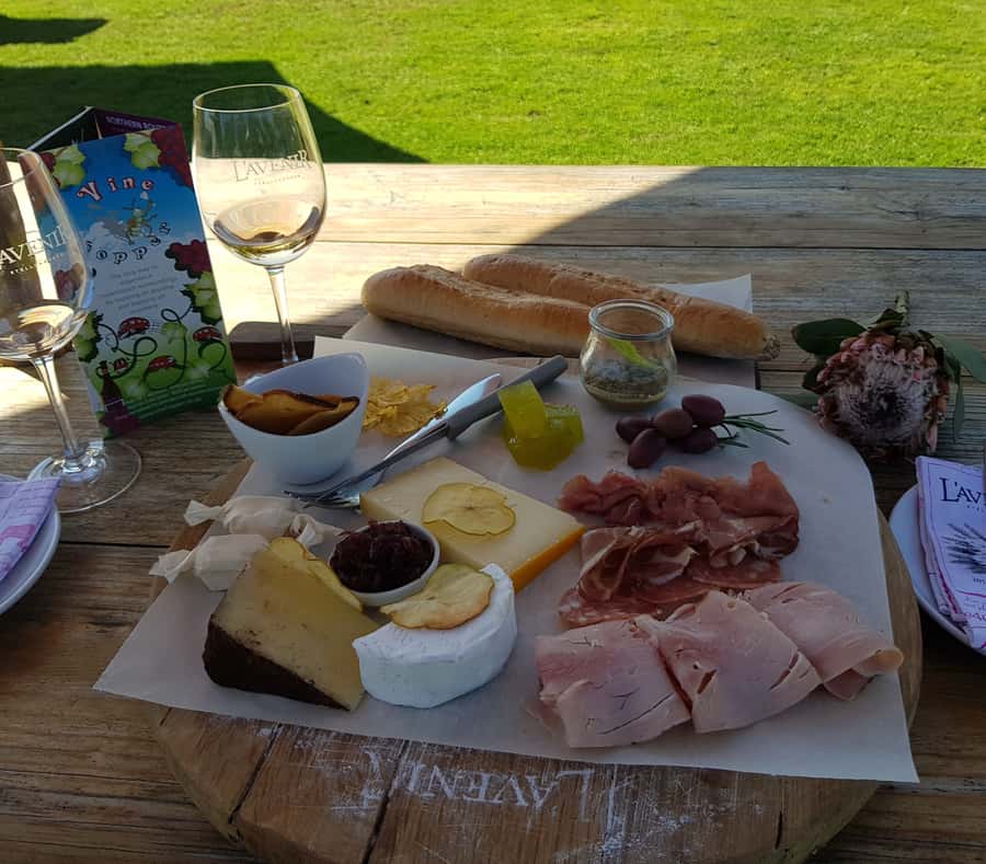 Stellenbosch: Hop-On Hop-Off Northern Route Wine Tour - Key points at a glance