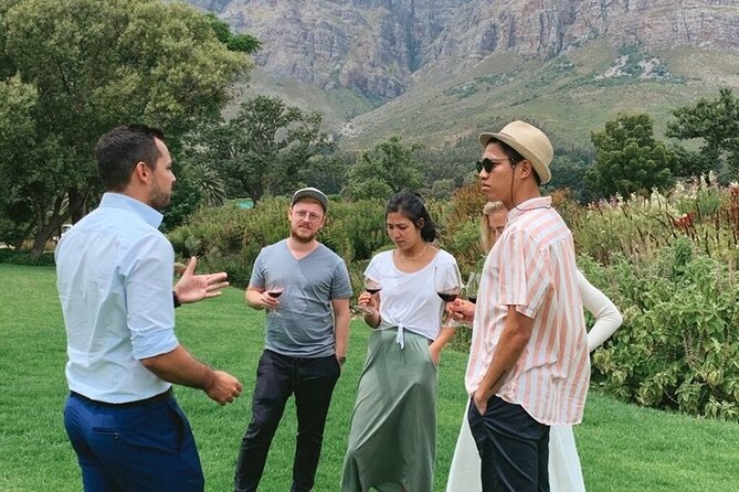 Stellenbosch Winelands Experience - Luxury transport and the seven-person limit