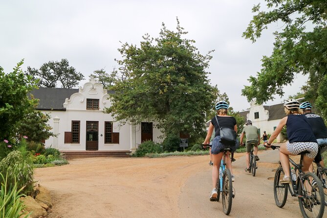 Stellenbosch Winelands Luxury EBike Tour © - Starting at Skilpadvlei Wine Estate